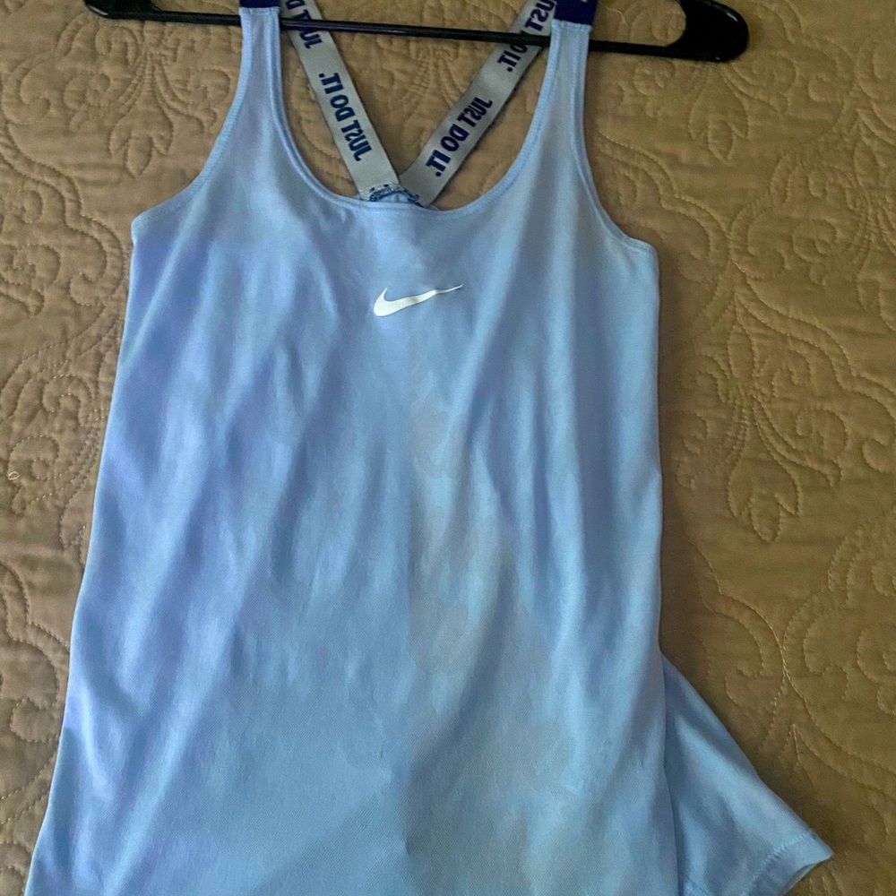 Nike tank